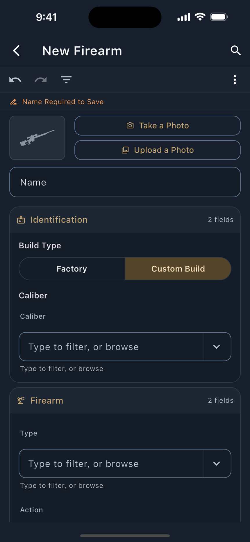 Custom Build: the component pickers replace the catalog maker and model.
